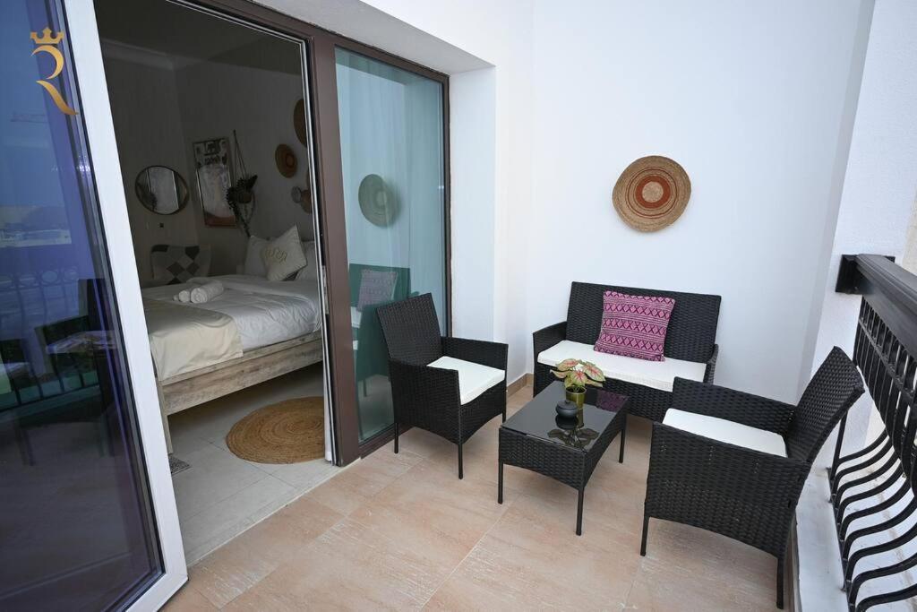 Yas Natura Bliss 1Br Apartment Abu Dhabi Eksteriør billede